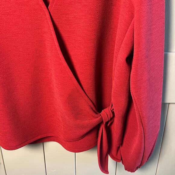 Madewell Texture and Thread Faux Wrap Top in Cranberry Color Size XXL - Picture 4 of 7